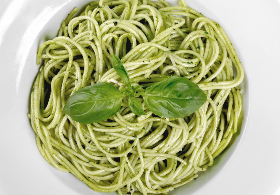 Quick and Easy Basil Pasta Sauce - 10 Minute Meal