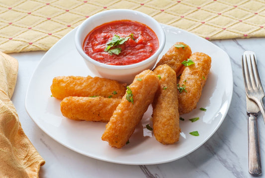 High-Protein Mozzarella Sticks in Sturdy Marinara Sauce